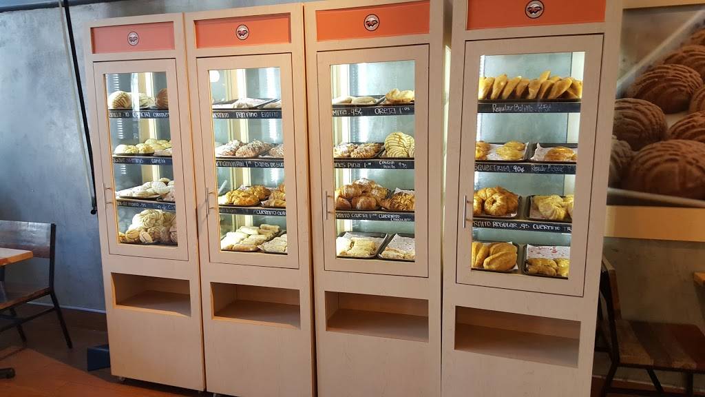 La Monarca Bakery & Cafe | cafe | 101 N Boyle Ave, Los Angeles, CA 90033, USA | 3232646600 OR +1 323-264-6600