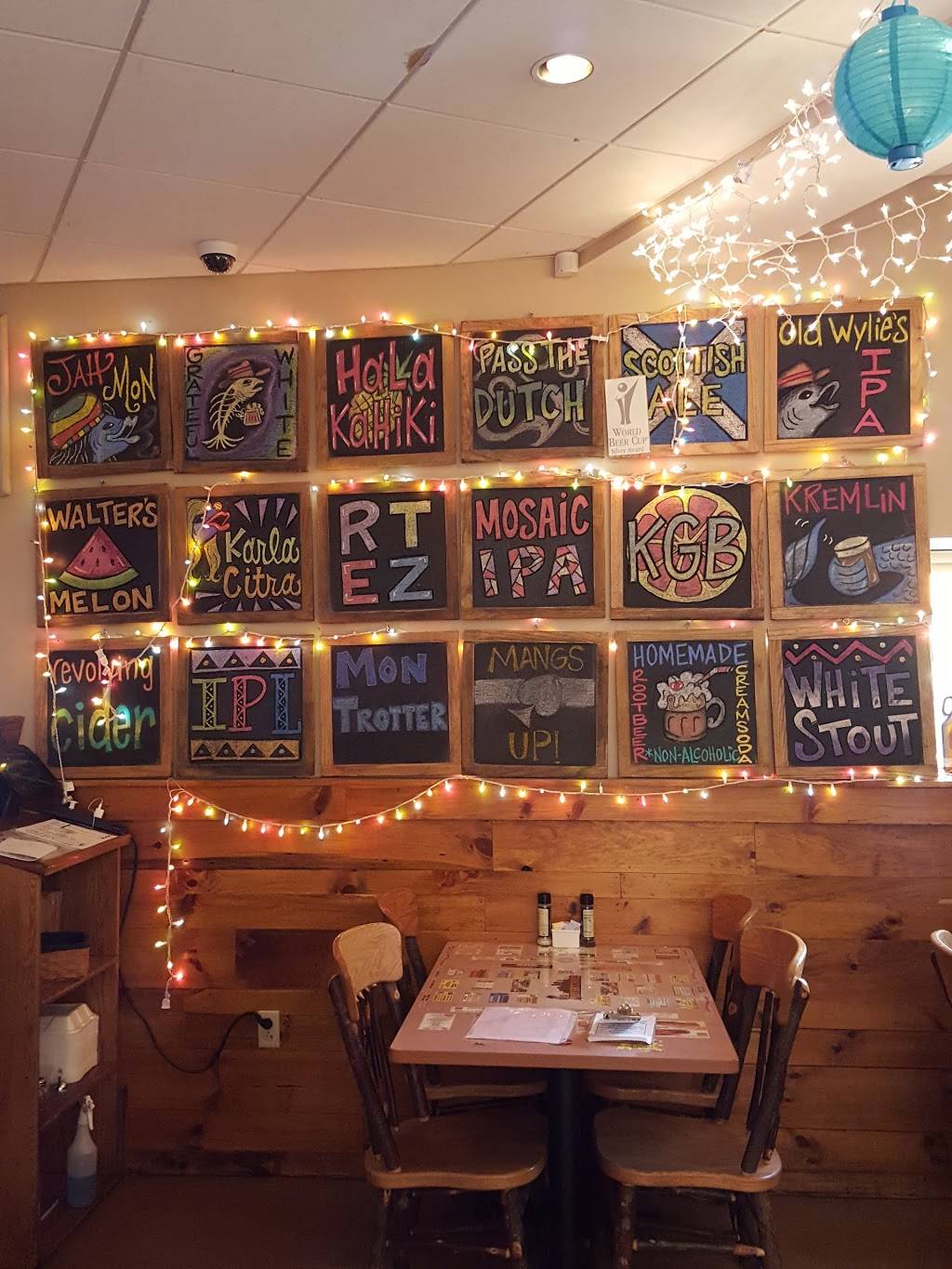 Rivertowne Pour House | restaurant | 312 Center Rd, Monroeville, PA 15146, USA | 4123728199 OR +1 412-372-8199