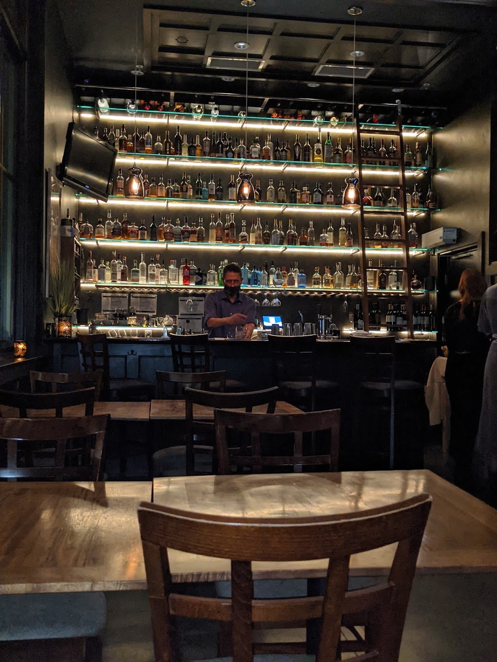 Winchester Inn | restaurant | 35 S 2nd St, Ashland, OR 97520, USA | 5414881113 OR +1 541-488-1113