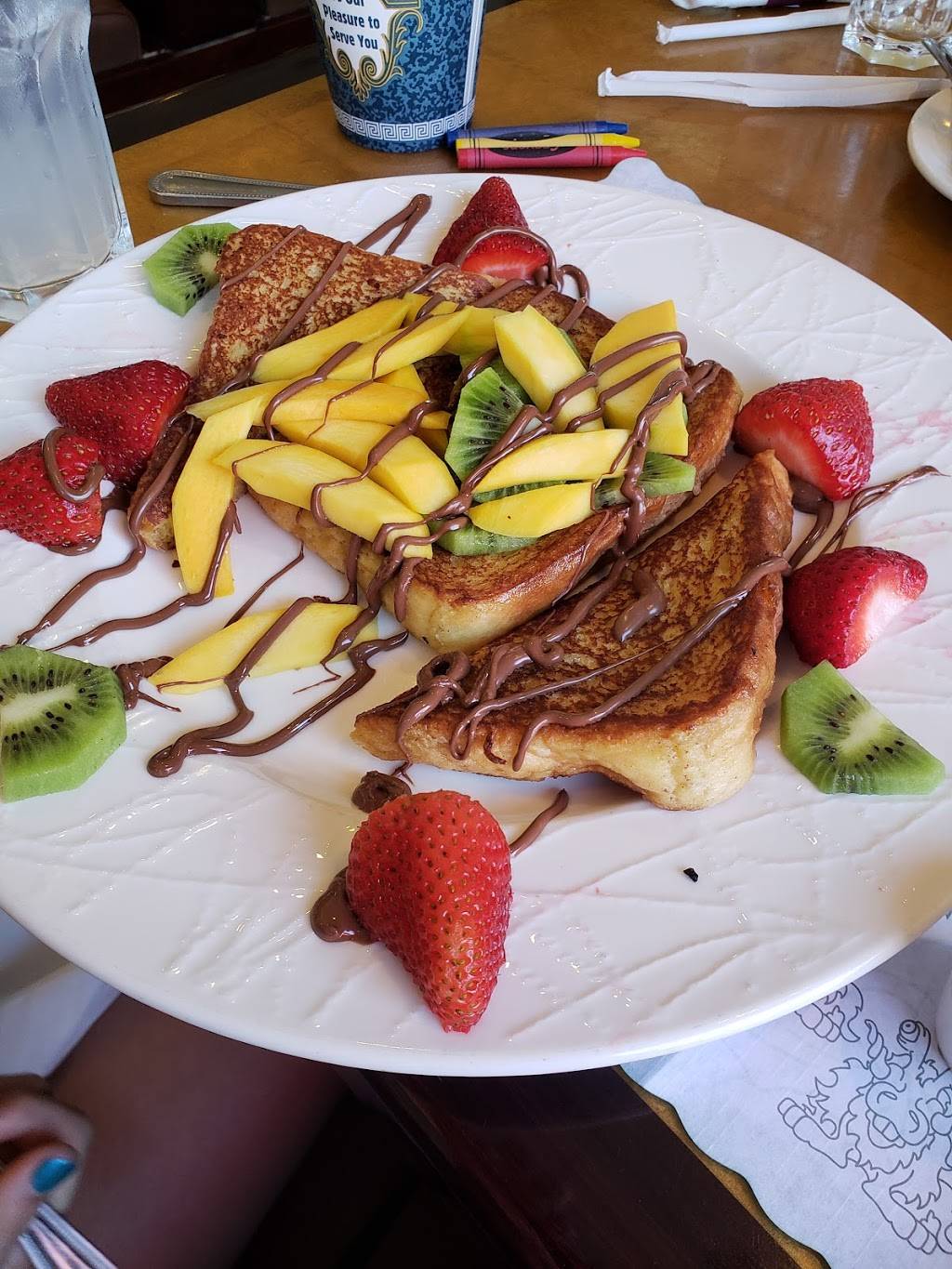 Millburn Diner | restaurant | 72 Essex St, Millburn, NJ 07041, USA | 9733760504 OR +1 973-376-0504