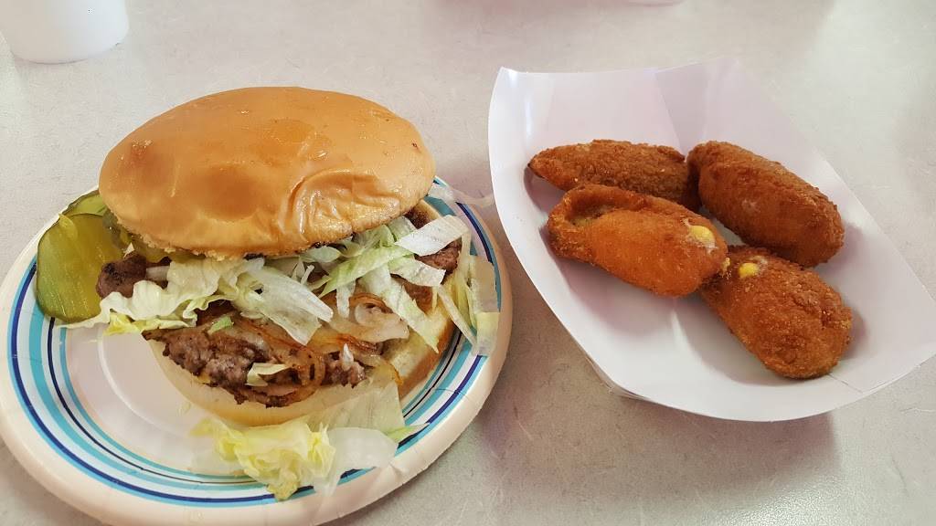 Burger Shoppe | restaurant | 116 N Main St #2738, Kingfisher, OK 73750, USA | 4053754660 OR +1 405-375-4660