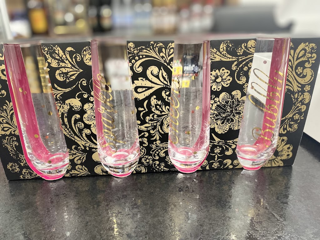 Nicks Liquor Cabinet | meal takeaway | 1401 US-287 STE 700, Decatur, TX 76234, USA | 3406904100 OR +1 340-690-4100