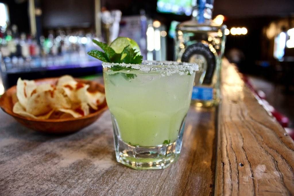 Aloha Club | restaurant | 952 Fruitvale Ave, Oakland, CA 94601, USA | 5105341495 OR +1 510-534-1495