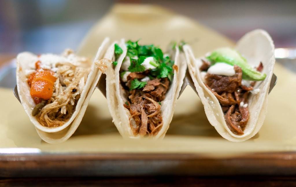 hacienda tacos | restaurant | 1120 N Classen Dr, Oklahoma City, OK 73103, USA | 4054939544 OR +1 405-493-9544