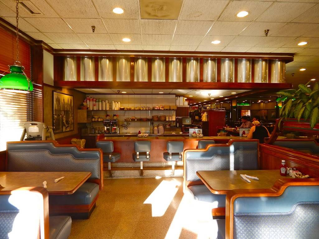 Dappers East | restaurant | 2901 W Addison St, Chicago, IL 60618, USA | 7735099100 OR +1 773-509-9100