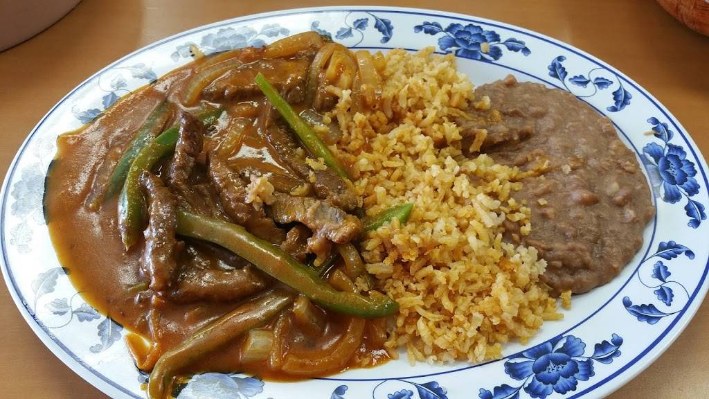 Los Cazadores Mexican Food | restaurant | 12229 Hesperia Rd, Victorville, CA 92395, USA | 4422554628 OR +1 442-255-4628