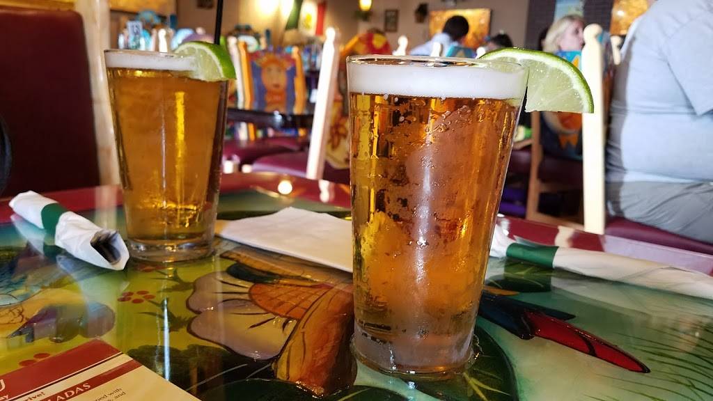 Casa Real | restaurant | 31313 Dequindre Rd, Madison Heights, MI 48071, USA | 2482681294 OR +1 248-268-1294