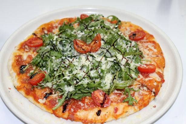 Elio Pizzeria | restaurant | 351 Rue de Bellechasse, Montréal, QC H2S 1X1, Canada | 5142765341 OR +1 514-276-5341