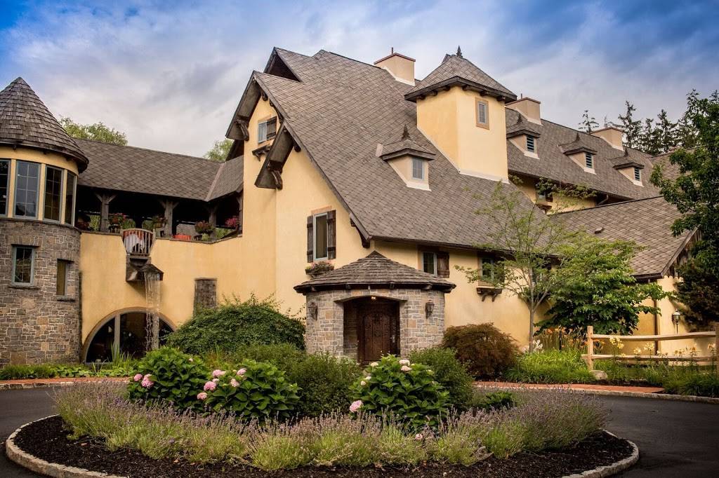 Mirbeau Inn & Spa Skaneateles | restaurant | 851 W Genesee Street Rd, Skaneateles, NY 13152, USA | 8776472328 OR +1 877-647-2328