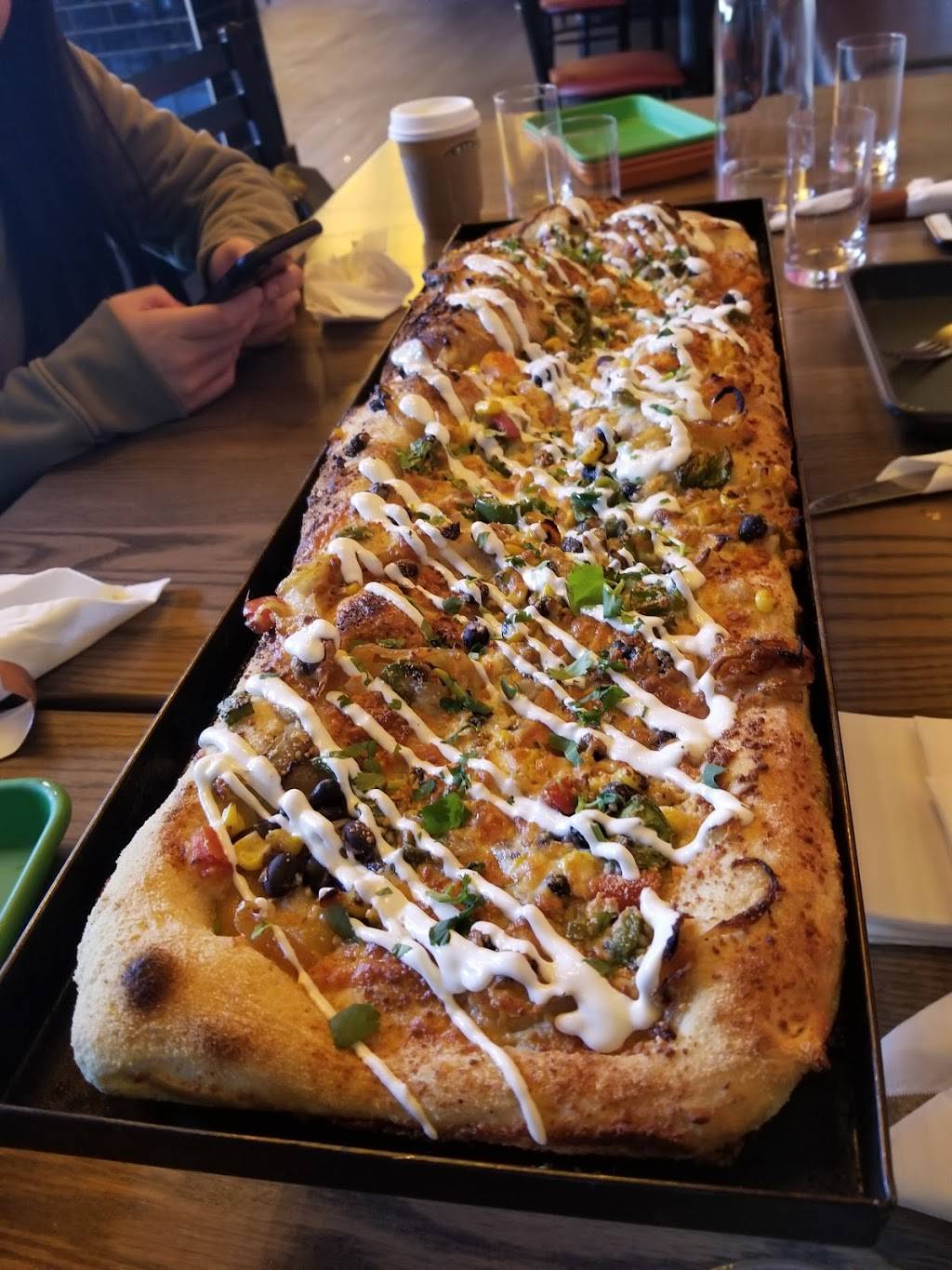 Citizen Crust | restaurant | 229 Patriot Pl, Foxborough, MA 02035, USA | 5085436547 OR +1 508-543-6547