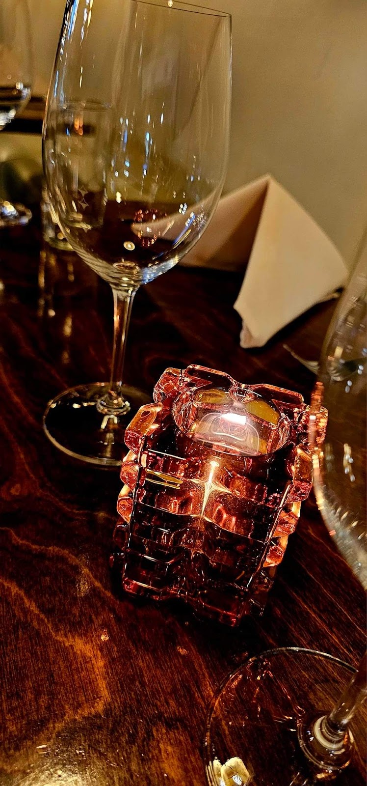 DeLuca | restaurant | 21 White Bridge Rd #104, Nashville, TN 37205, USA | 6153520555 OR +1 615-352-0555