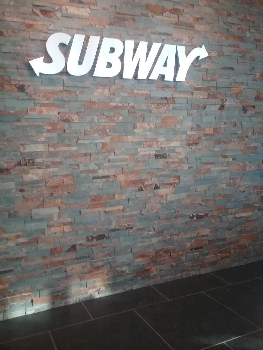 Subway | restaurant | 2425 2nd St, Coralville, IA 52241, USA | 3193515197 OR +1 319-351-5197