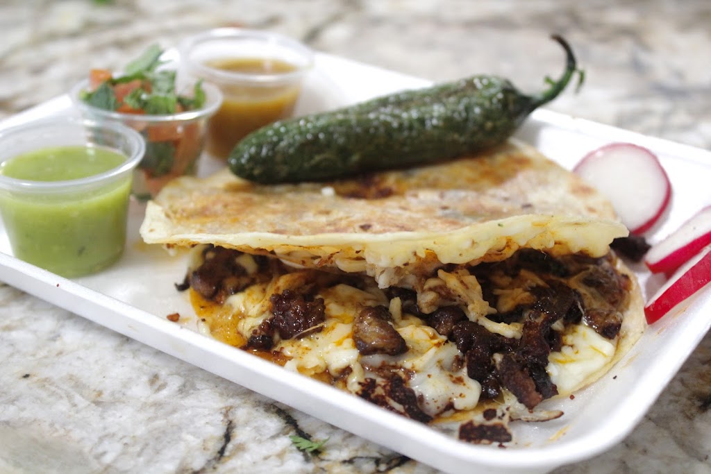 YAQUESITAS HOT DOG Y MÁS | restaurant | 1706 N Country Club Dr, Mesa, AZ 85201, USA | 4802335366 OR +1 480-233-5366