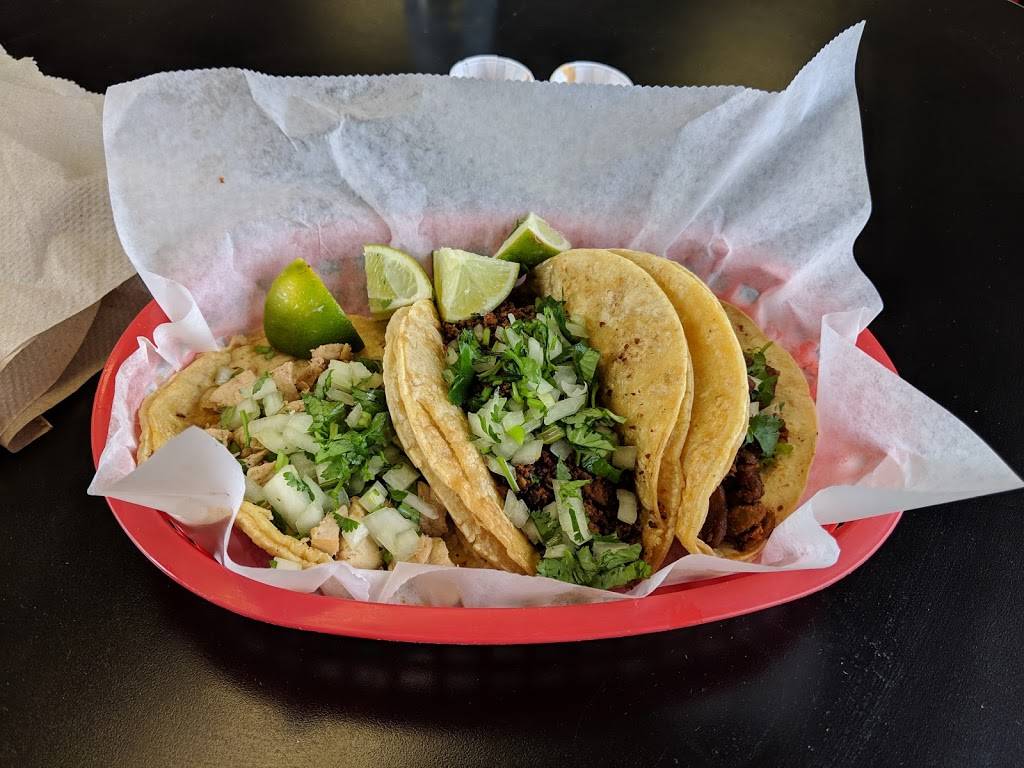 Pacos Taqueria | restaurant | 4390 N Keystone Ave, Indianapolis, IN 46205, USA | 3173774132 OR +1 317-377-4132
