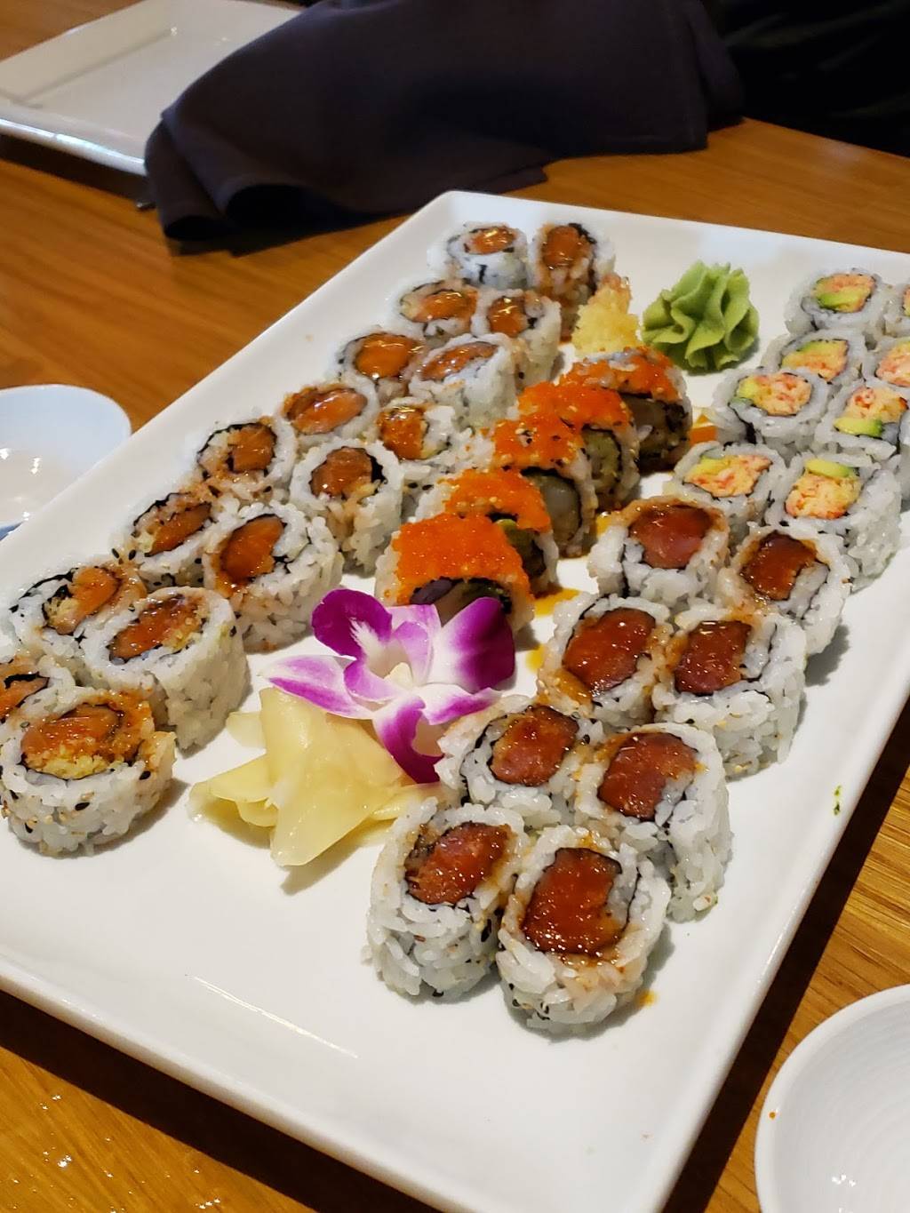 Kabuki Sushi Thai Tapas | restaurant | 2465 South State Road 7 suite 100 suite 100, Wellington, FL 33414, USA | 5613234888 OR +1 561-323-4888