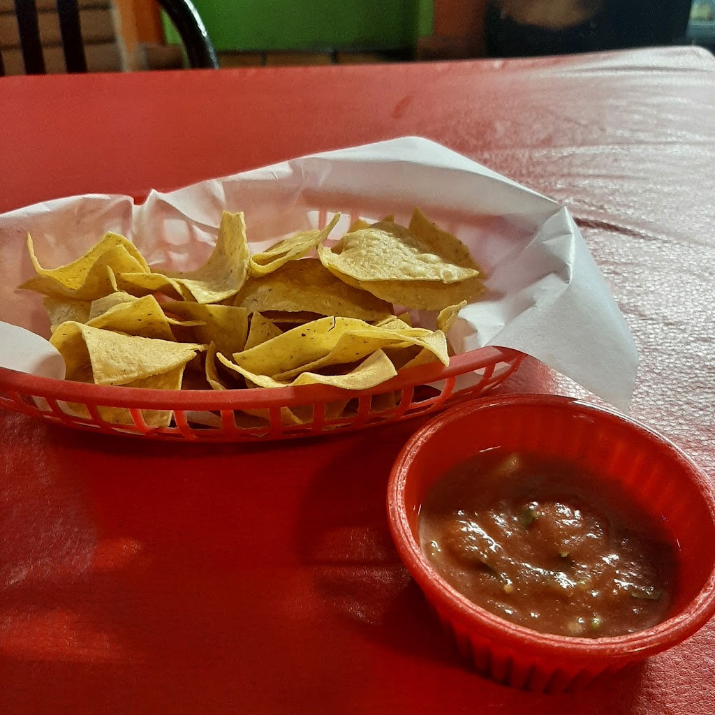 Rizos Restaurant | restaurant | 1480 N White Sands Blvd, Alamogordo, NM 88310, USA | 5754342607 OR +1 575-434-2607