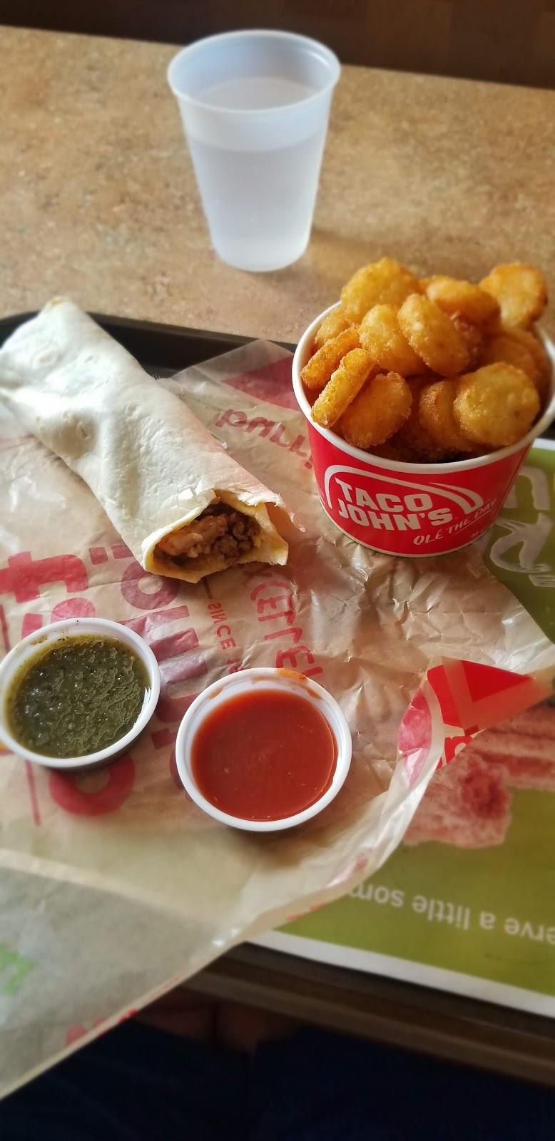 Taco Johns | restaurant | 3601 Gordon Dr, Sioux City, IA 51106, USA | 7122559996 OR +1 712-255-9996