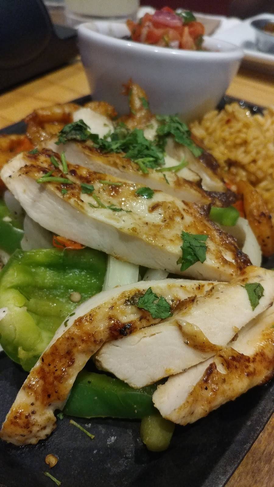 Chilis Grill & Bar | meal takeaway | 1935 S Stemmons Fwy, Lewisville, TX 75067, USA | 9723160932 OR +1 972-316-0932