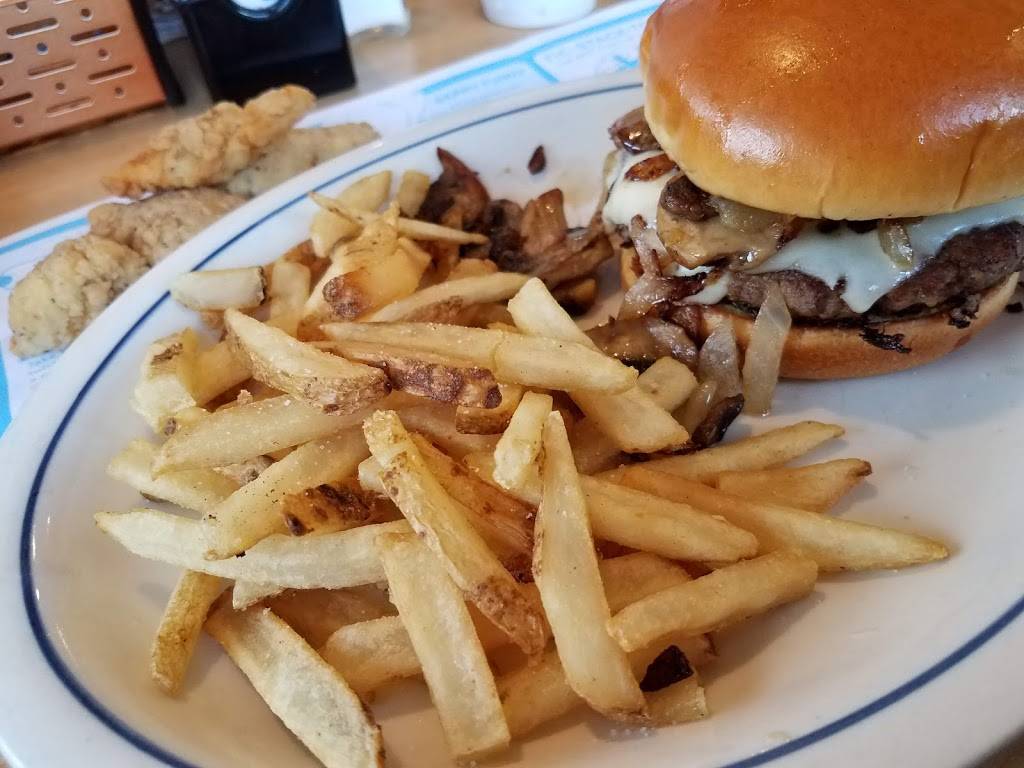 IHOP | bakery | 12230 N I- 35 Service Rd, Oklahoma City, OK 73131, USA | 4054784200 OR +1 405-478-4200