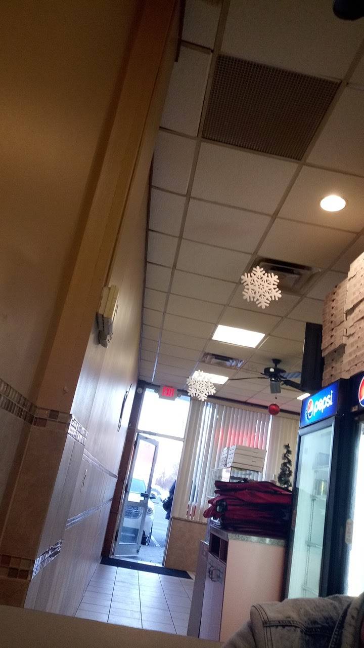 Trevi Pizza & Italian Restaurant | restaurant | Park Plaza Shopping Center, 570 Park Ave, Freehold, NJ 07728, USA | 7327802440 OR +1 732-780-2440