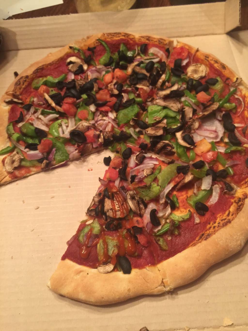 Pizza Hut | meal takeaway | 5856 S Lowell Blvd #30, Littleton, CO 80123, USA | 3037952730 OR +1 303-795-2730