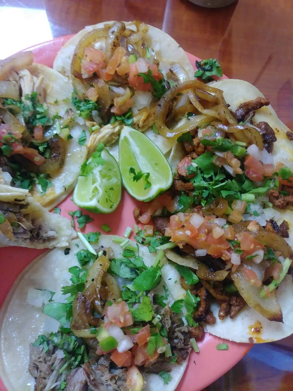 El Taco Loco | restaurant | 2175 N College Ave #2802, Fayetteville, AR 72703, USA | 4795829551 OR +1 479-582-9551
