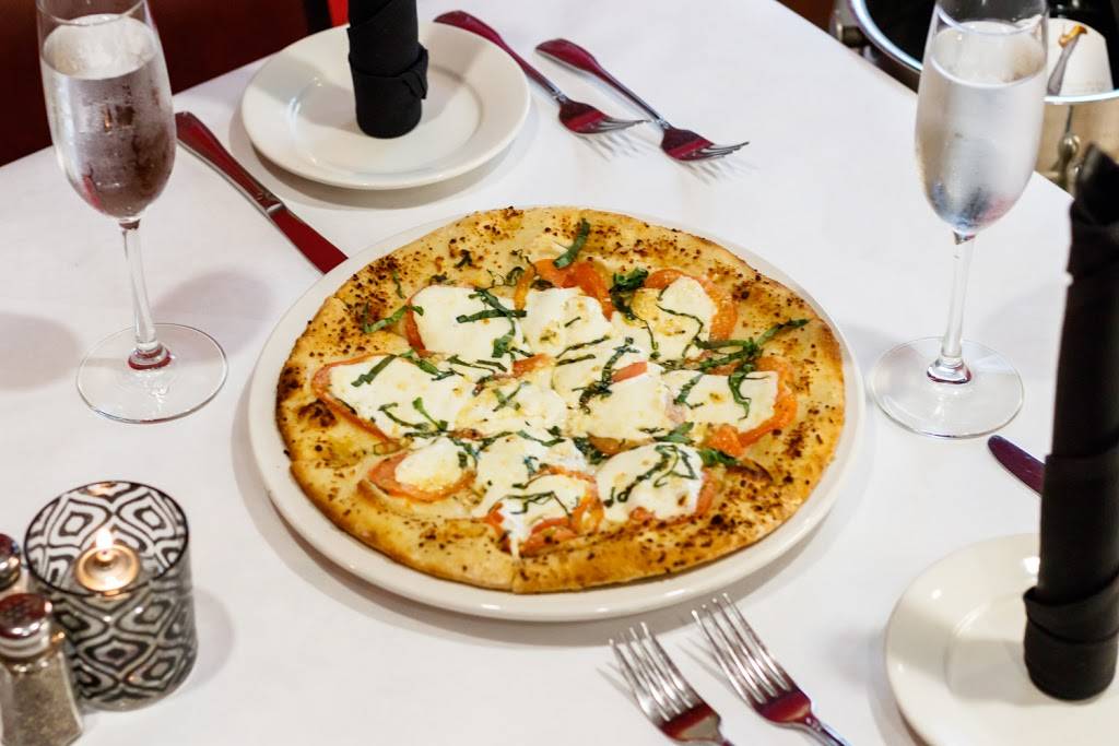 Bellissimo Ristorante | restaurant | 1848 Airline Dr, Houston, TX 77009, USA | 8326181168 OR +1 832-618-1168