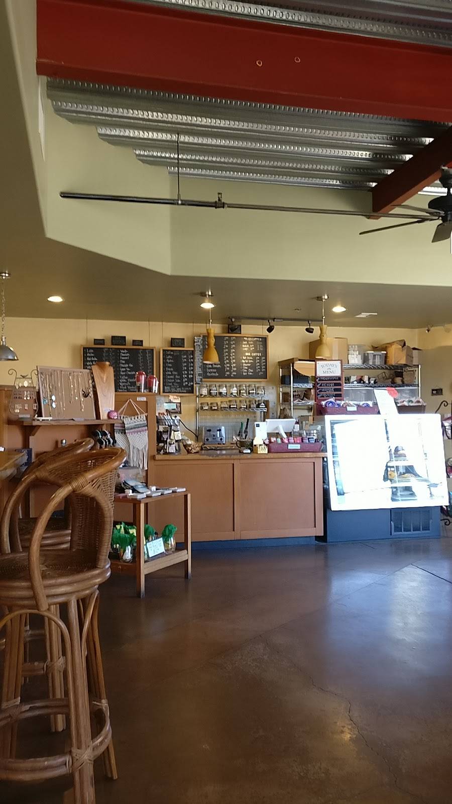 Djangos Coffee House | cafe | 2271 N Ventura Ave, Ventura, CA 93001, USA | 8056485467 OR +1 805-648-5467