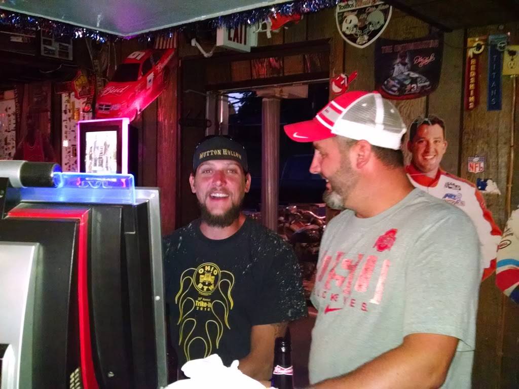 Caseys Sports Tavern & Restaurant | restaurant | 72100 Colerain Rd, Bridgeport, OH 43912, USA | 7406331794 OR +1 740-633-1794