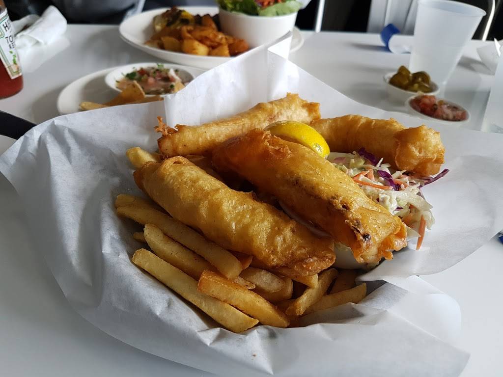 Blue Salt Fish Grill | restaurant | 23215 Hawthorne Blvd, Torrance, CA 90505, USA | 4243831769 OR +1 424-383-1769