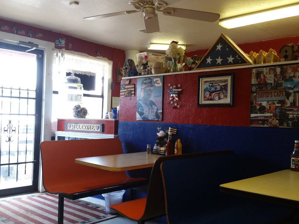 Davids Cafe | restaurant | 200 Lamar Ave, Earlsboro, OK 74840, USA | 4059977300 OR +1 405-997-7300