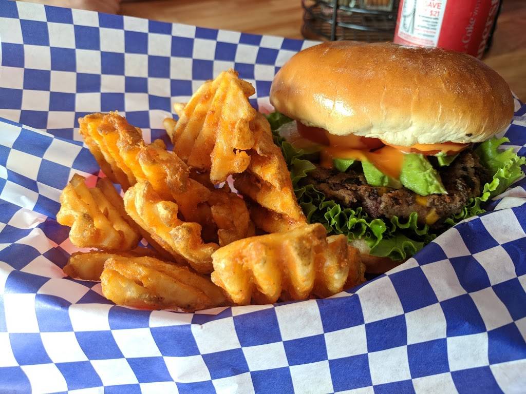 Everything Burger | restaurant | 3372 Canton Rd, Marietta, GA 30066, USA | 7704857679 OR +1 770-485-7679