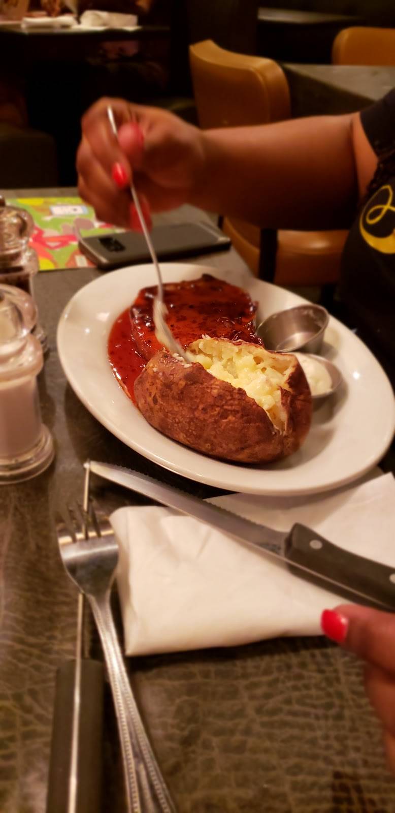 Ruby Tuesday | restaurant | 7736 W Commercial Blvd, Lauderhill, FL 33351, USA | 9547494242 OR +1 954-749-4242