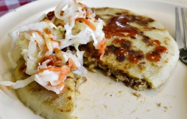 Ahuachapan | restaurant | 21421 Jamaica Ave, Jamaica, NY 11428, USA | 7184541575 OR +1 718-454-1575