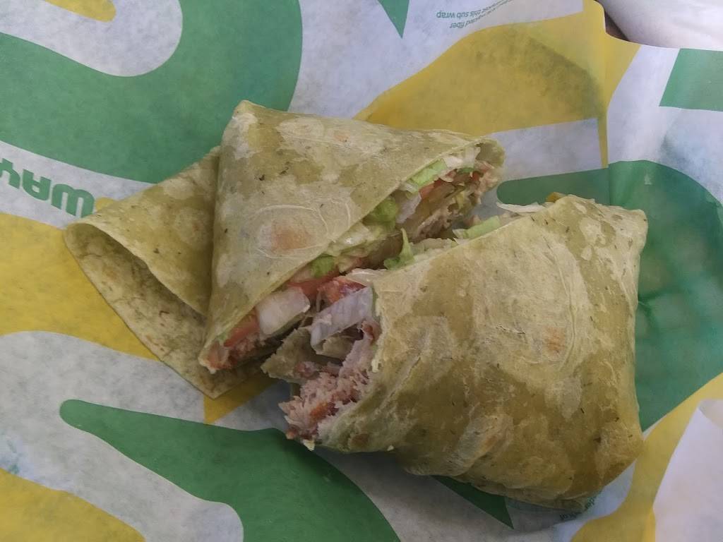 Subway | meal takeaway | 1003 E Jackson St, Hugo, OK 74743, USA | 5803268884 OR +1 580-326-8884