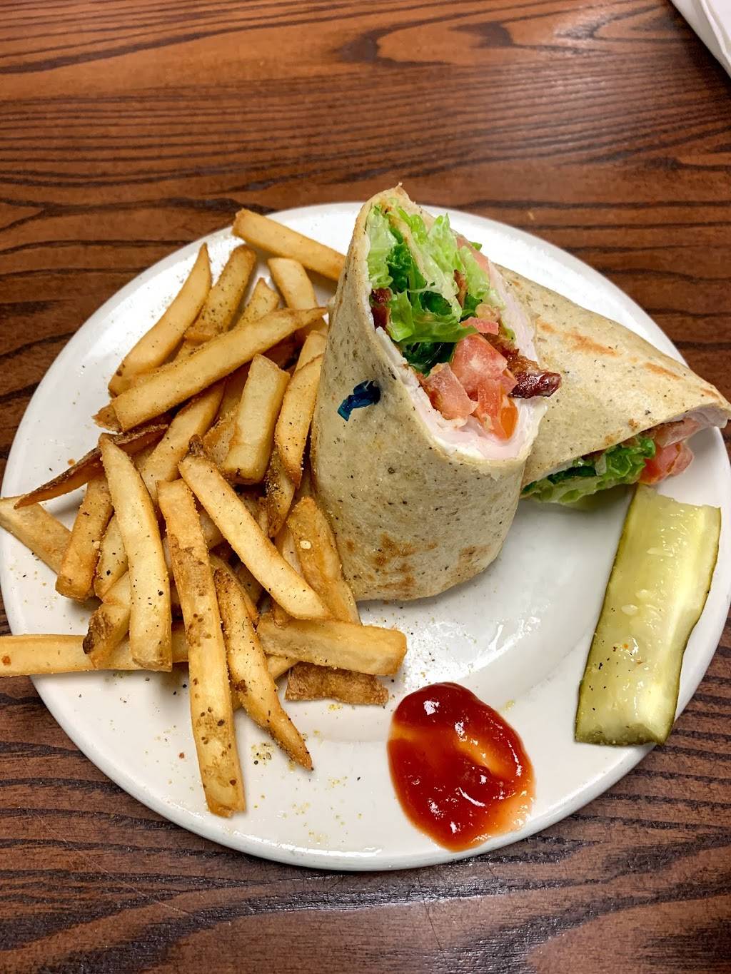 Bear E Patch Cafe West | restaurant | 1980-A, Ashley River Rd, Charleston, SC 29407, USA | 8437666490 OR +1 843-766-6490