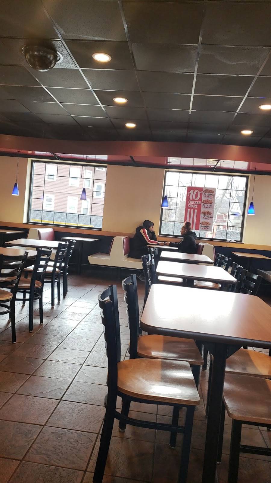 KFC | restaurant | 779 Albany Ave, Hartford, CT 06112, USA | 8602932060 OR +1 860-293-2060