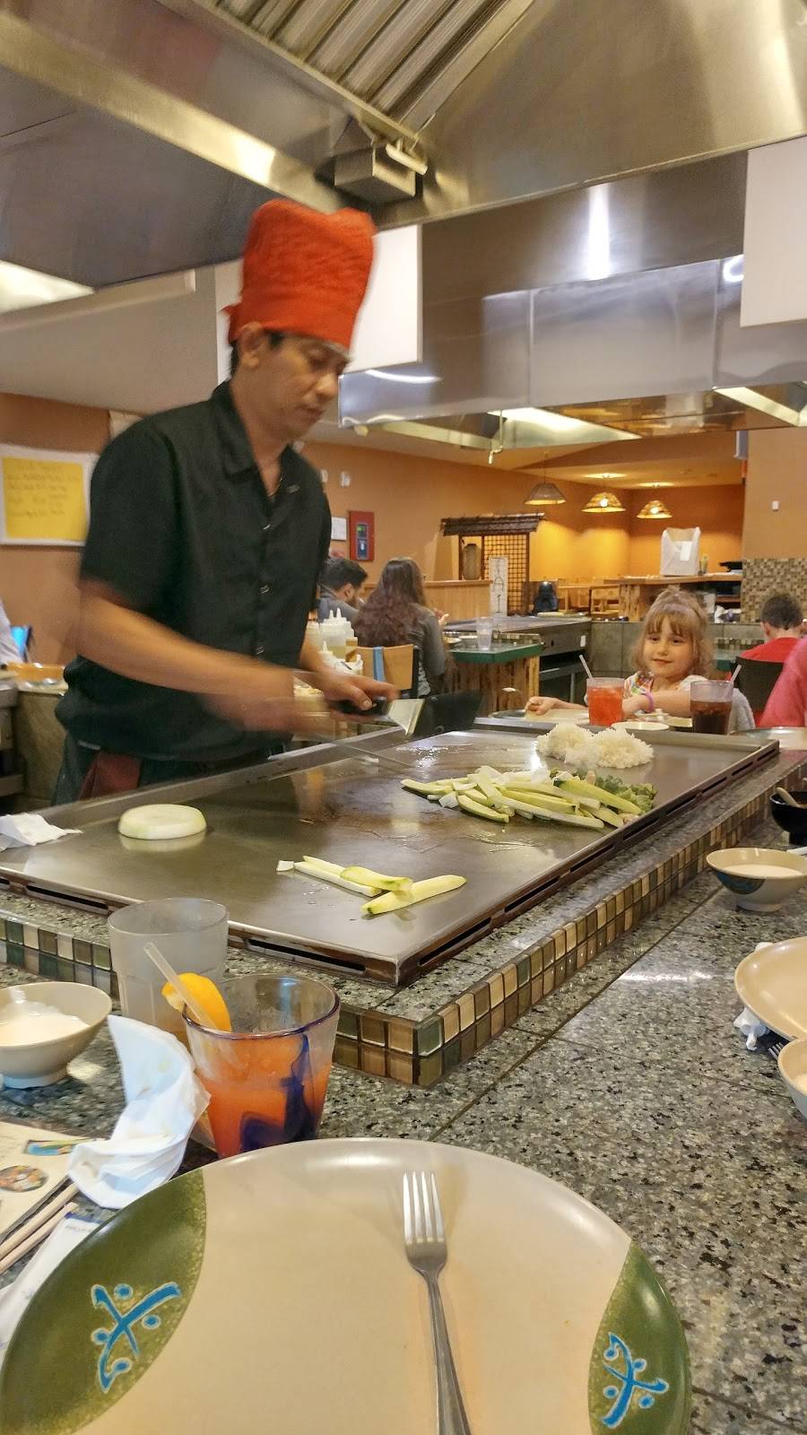 Umi Japanese Steakhouse | restaurant | 1027 Grand Army of the Republic Hwy, Swansea, MA 02777, USA | 5086721490 OR +1 508-672-1490