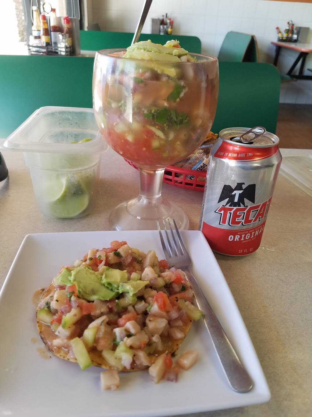 Mariscos Licenciado | restaurant | 1052 N State College Blvd, Anaheim, CA 92806, USA | 7147763415 OR +1 714-776-3415