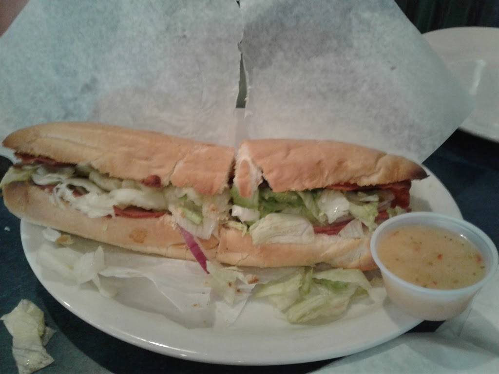 Huron Pizza House | restaurant | 812 Main St, Huron, OH 44839, USA | 4194335751 OR +1 419-433-5751