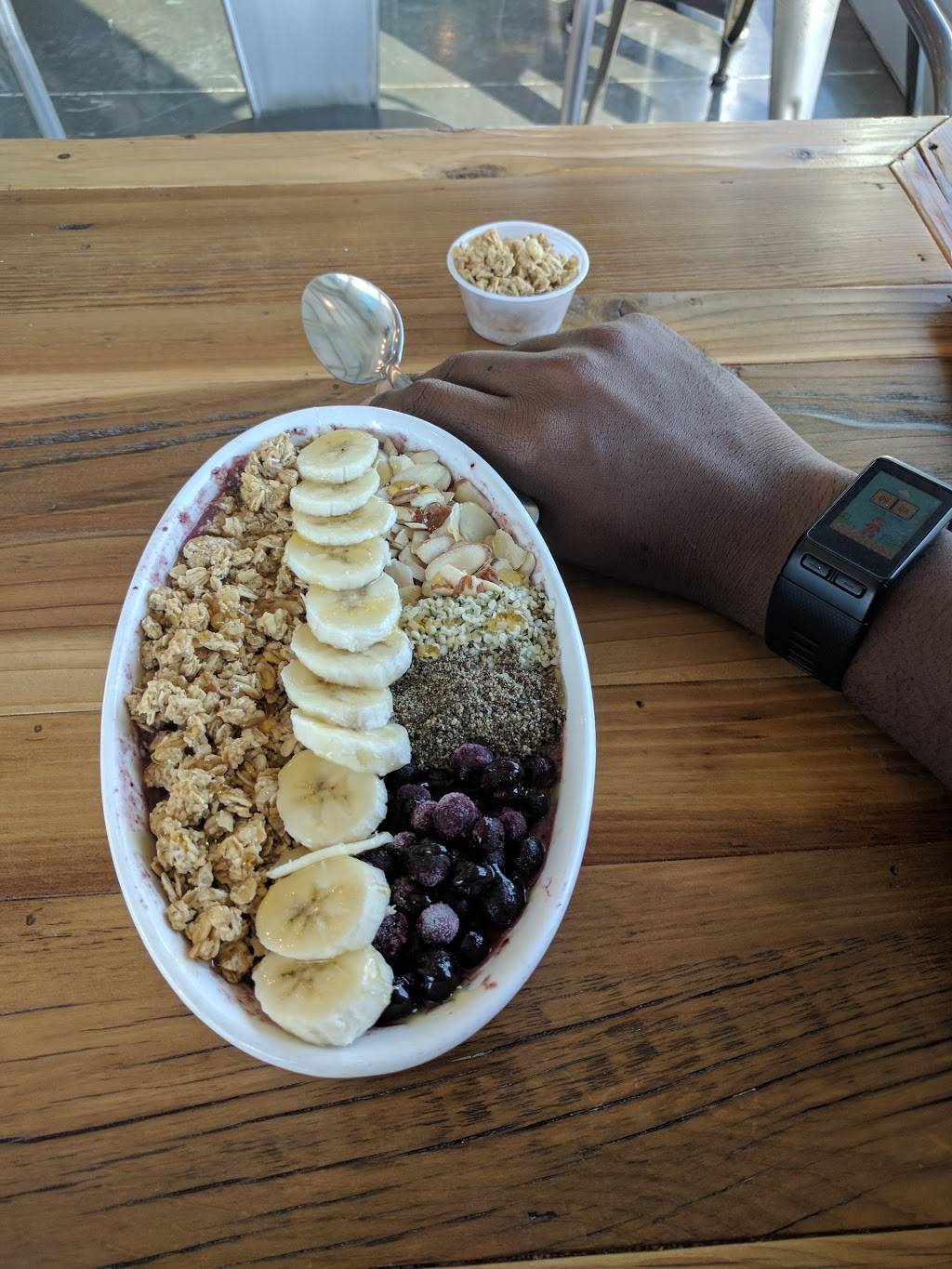 Kale Me Crazy | restaurant | 4260 Peachtree Rd NE Suite 100, Atlanta, GA 30319, USA | 6785153722 OR +1 678-515-3722