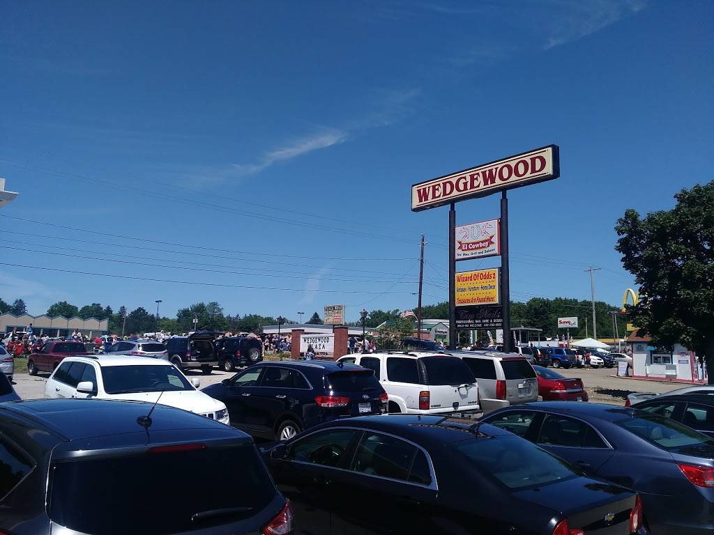 Nicolinnis | restaurant | 1912 S Raccoon Rd, Youngstown, OH 44515, USA | 3307999999 OR +1 330-799-9999