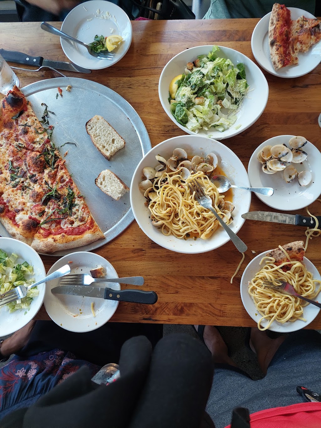 Pie + Vine | restaurant | 358 E Main St, Ashland, OR 97520, USA | 5414885493 OR +1 541-488-5493