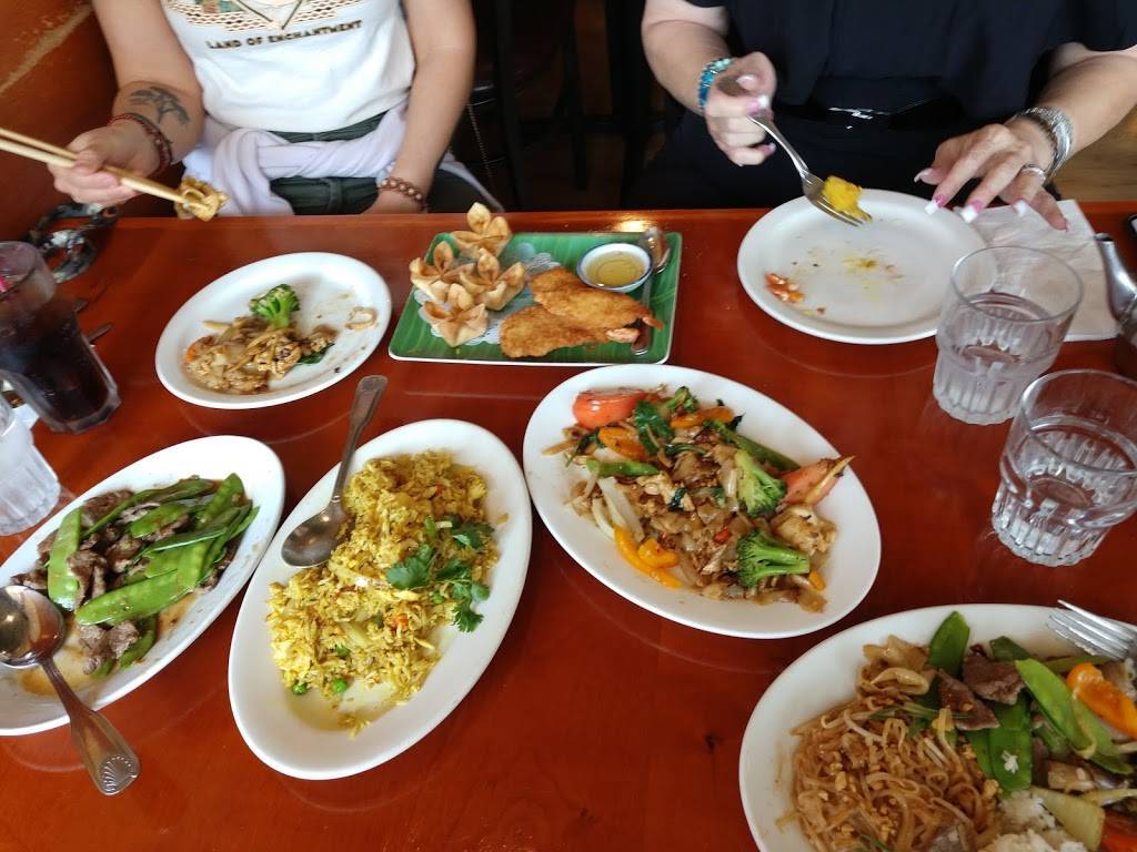 Noodle Land | restaurant | 16564 Cleveland St O, Redmond, WA 98052, USA | 4258694451 OR +1 425-869-4451