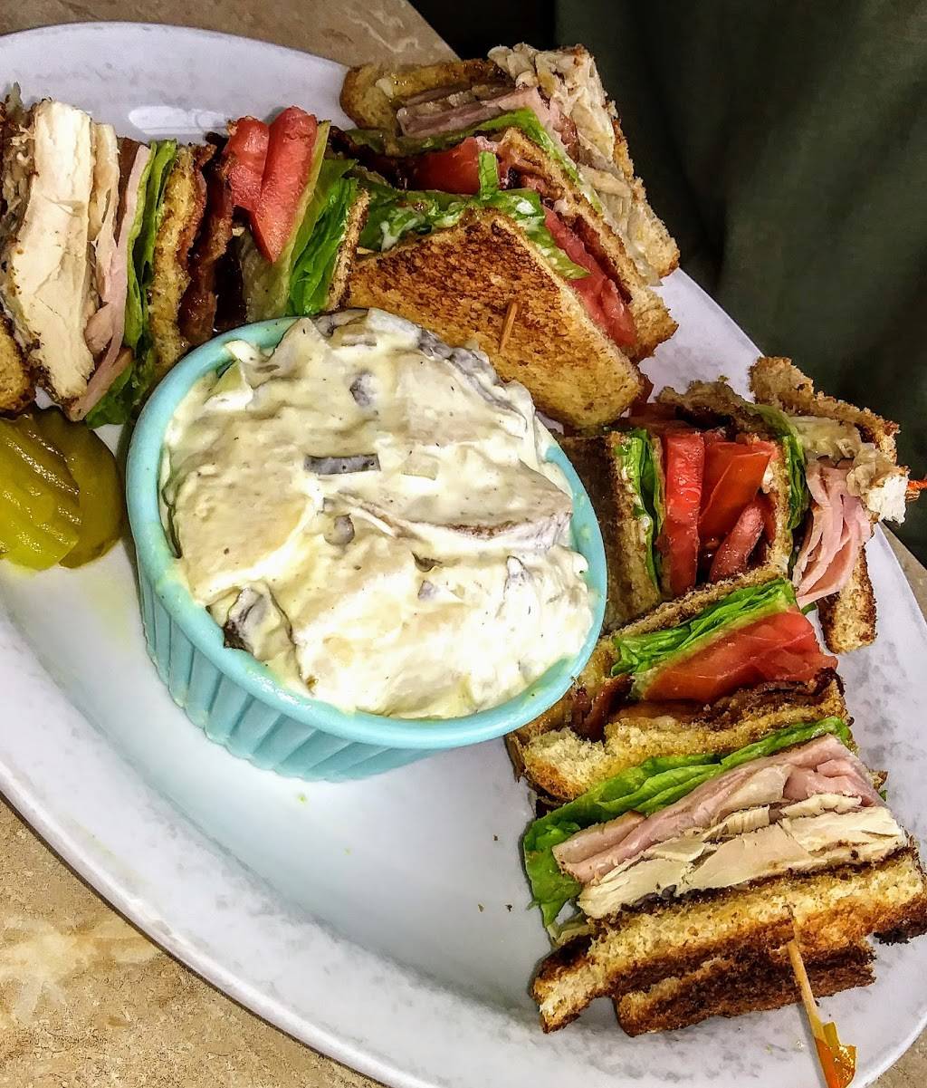 Blondies Restaurant | restaurant | 628 W Railroad Ave, Shelton, WA 98584, USA | 3604322777 OR +1 360-432-2777