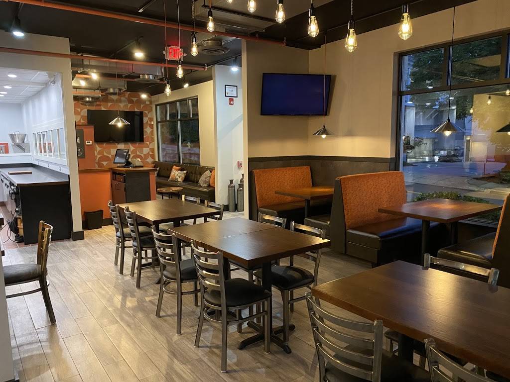 Flipside Burgers & Bar | restaurant | 1 Schooner Ln, Milford, CT 06460, USA | 2032837282 OR +1 203-283-7282