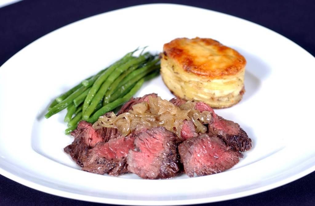 Farmers Market Bistro | restaurant | 9 E Old St, Petersburg, VA 23803, USA | 8043385400 OR +1 804-338-5400