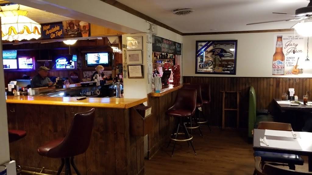 Gateway Restaurant & Lounge | restaurant | 5455 Broomes Island Rd, Port Republic, MD 20676, USA | 4105861870 OR +1 410-586-1870