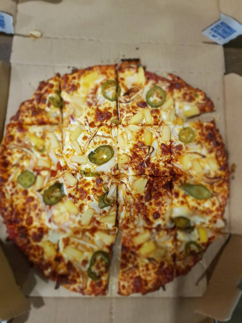 Dominos Pizza | meal delivery | 655 Fairway Rd S Building B, Kitchener, ON N2C 1X4, Canada | 5198041212 OR +1 519-804-1212