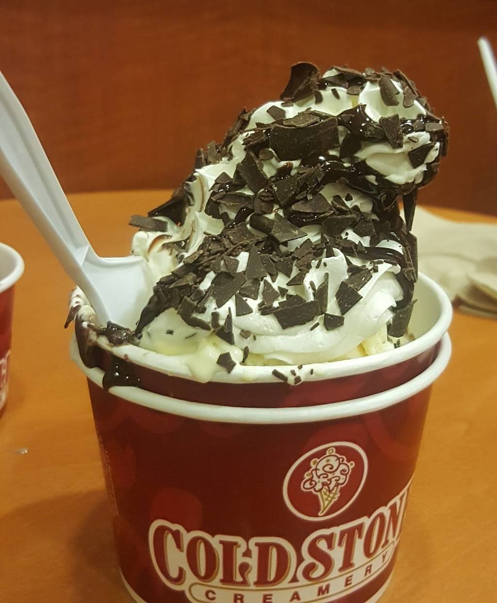 Cold Stone Creamery | bakery | 1316 S Halsted St, Chicago, IL 60607, USA | 3122262800 OR +1 312-226-2800
